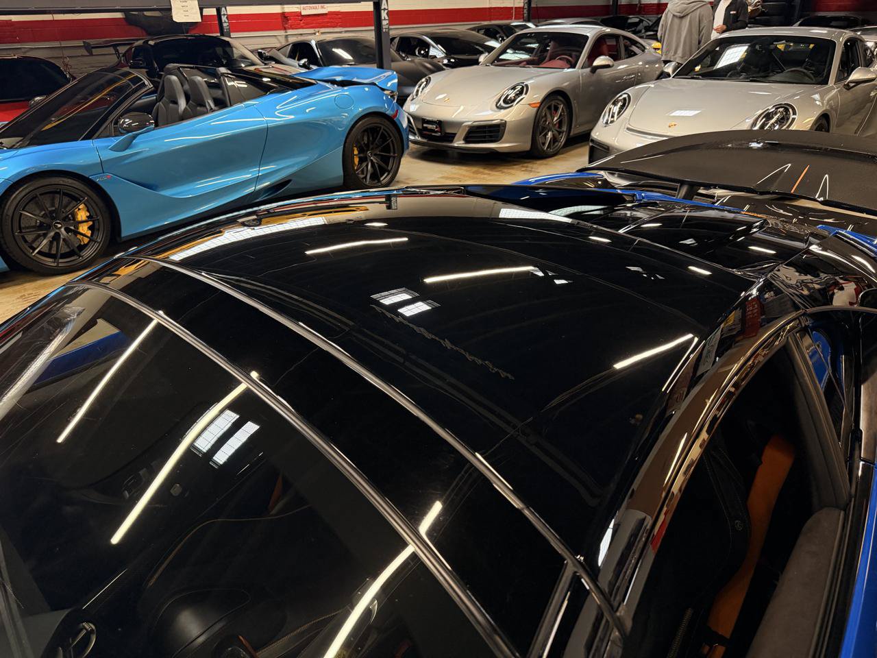 Used 2022 McLaren 720S Performance photo 33