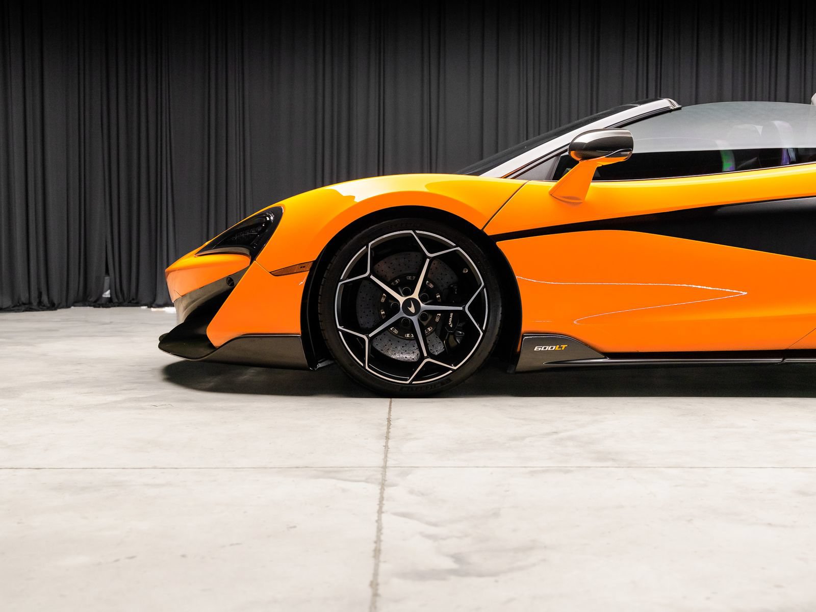Used 2020 McLaren 600LT Spider photo 26