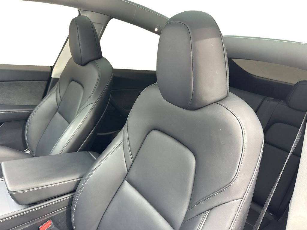 2024 Tesla Model Y Performance