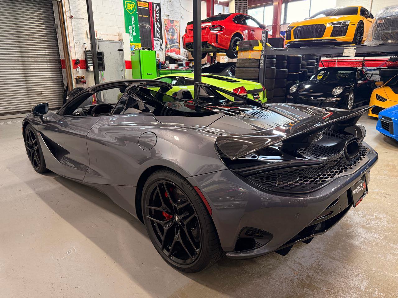 Used 2024 McLaren 750S Spider photo 9