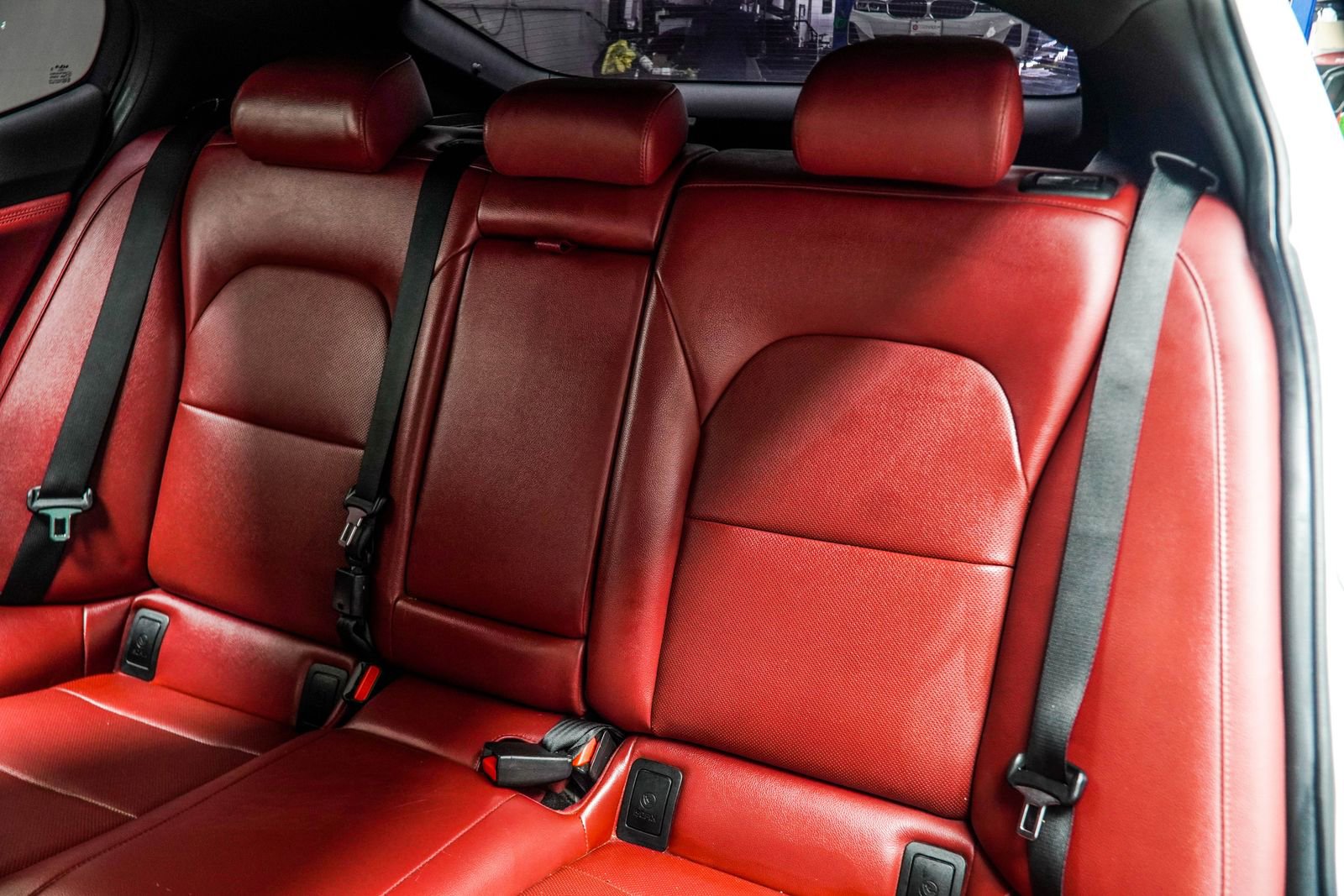 2022 Kia Stinger GT1