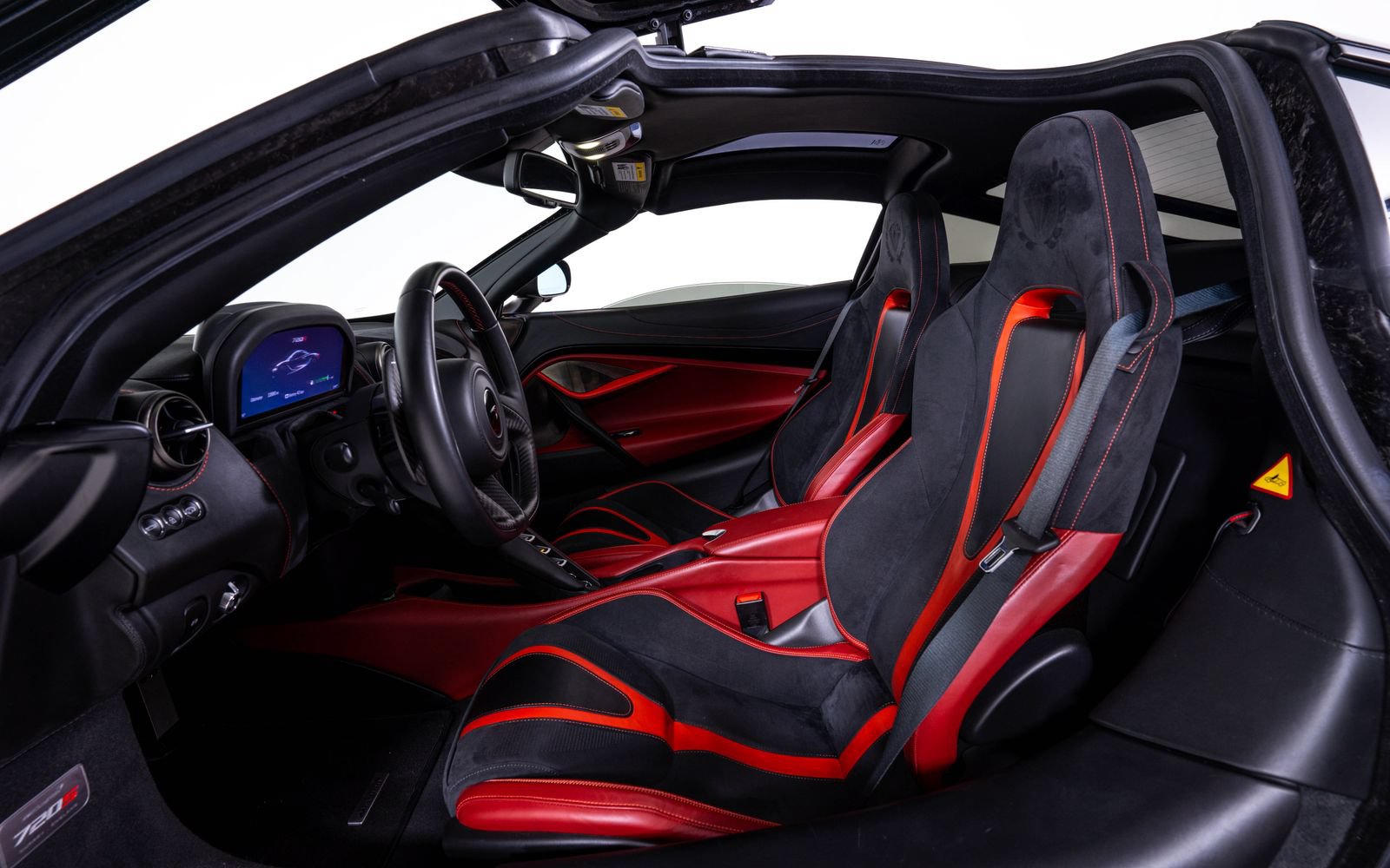 Used 2019 McLaren 720S Performance photo 22