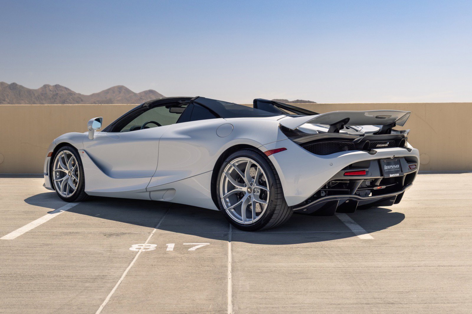 Used 2020 McLaren 720S Spider photo 9