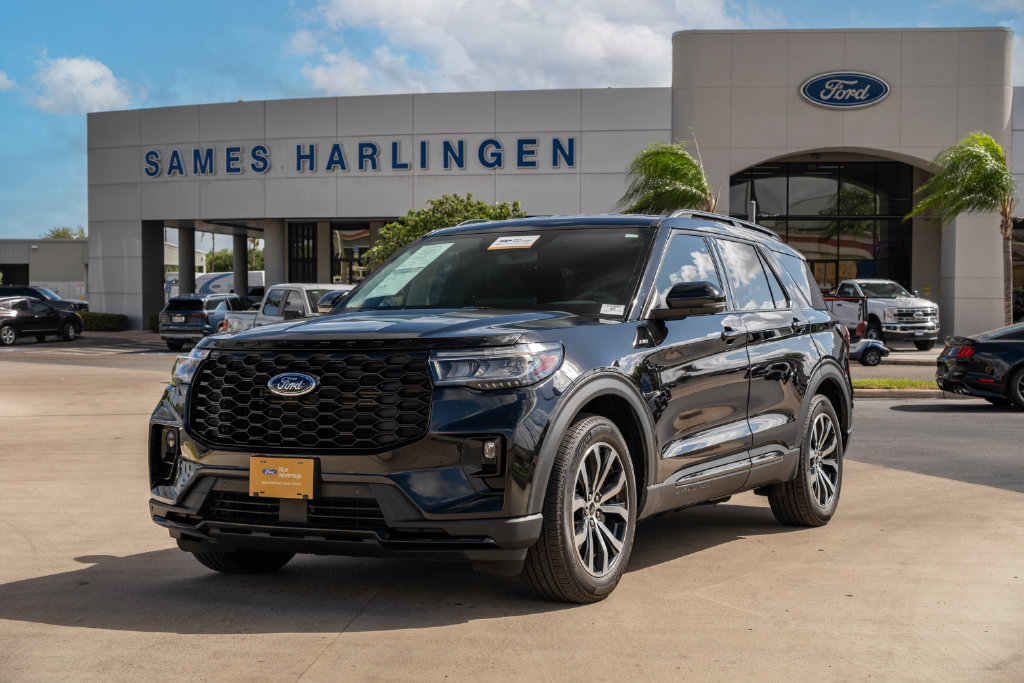 Certified 2025 Ford Explorer ST-Line w/ Premium Package
