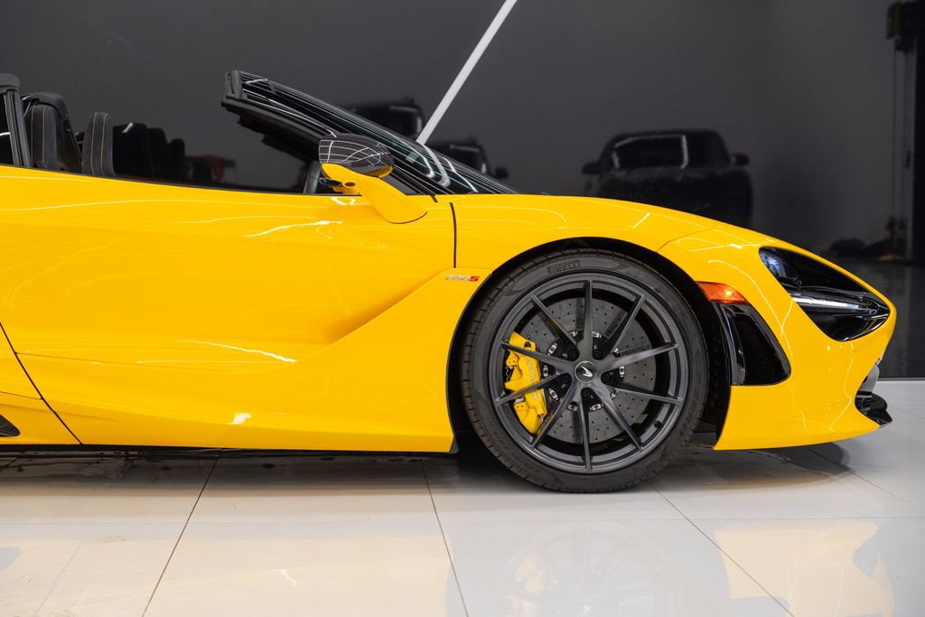 Used 2023 McLaren 720S Luxury photo 11