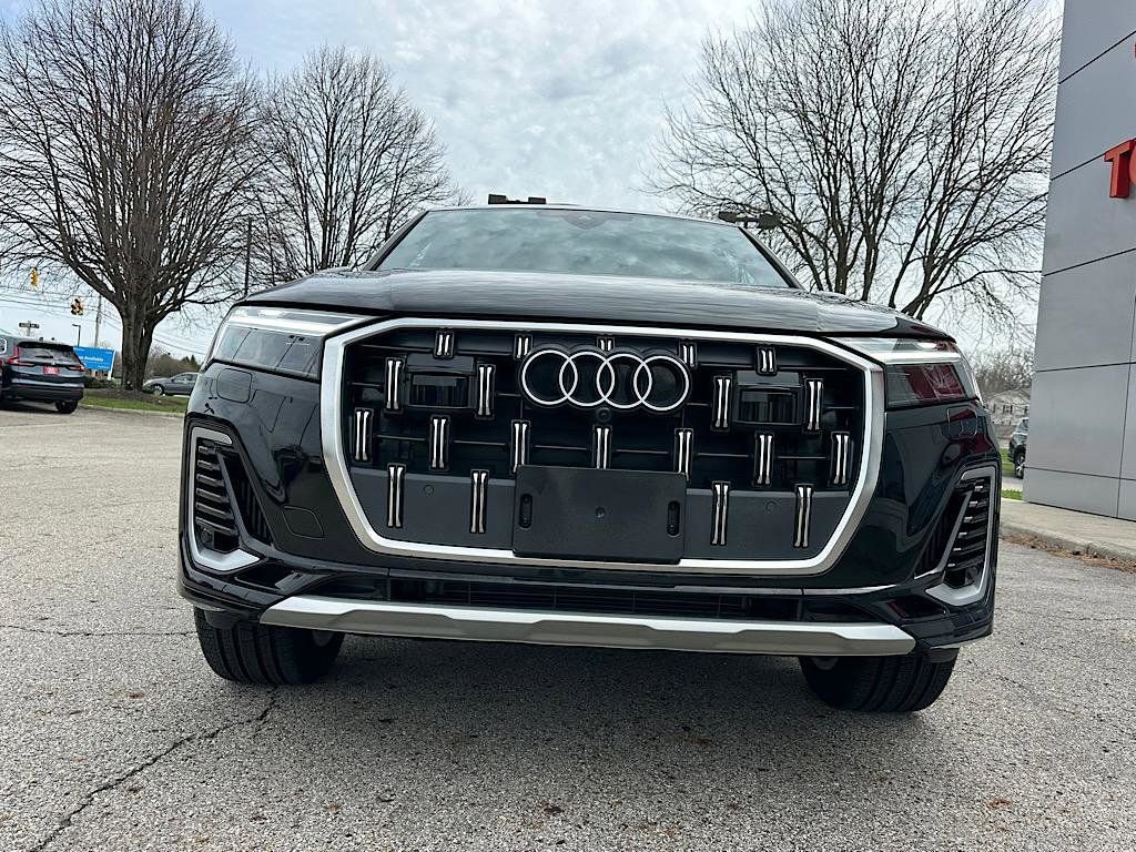 2025 Audi Q7 3.0T Premium Plus