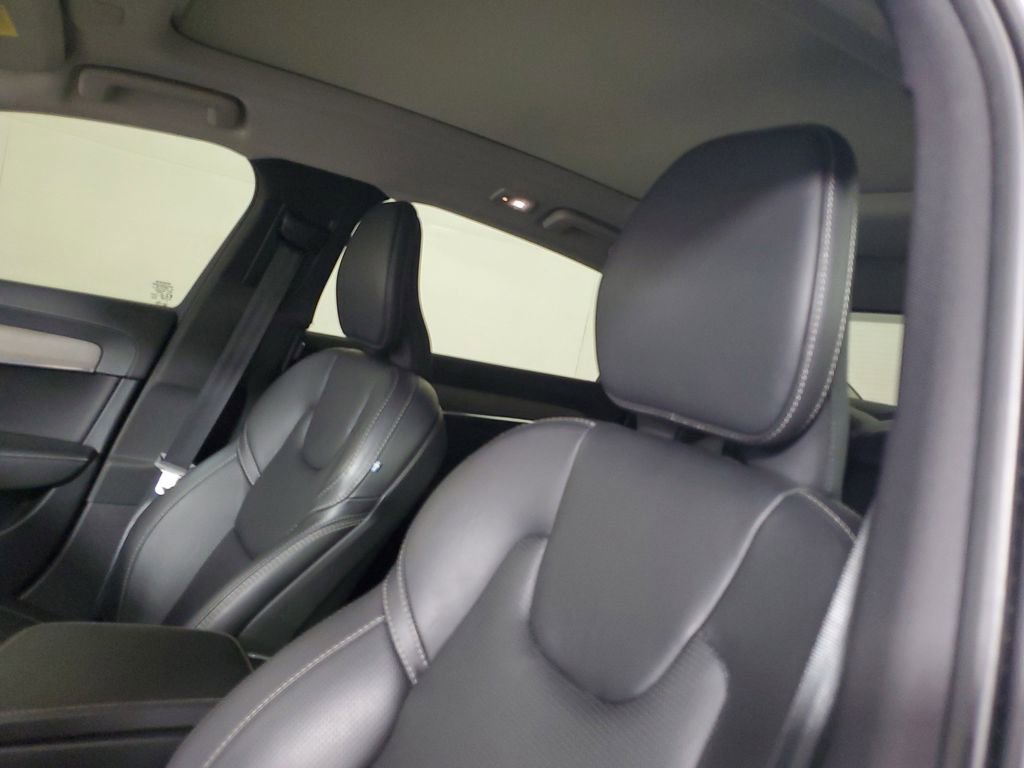 2022 Volvo S90 B6 Inscription