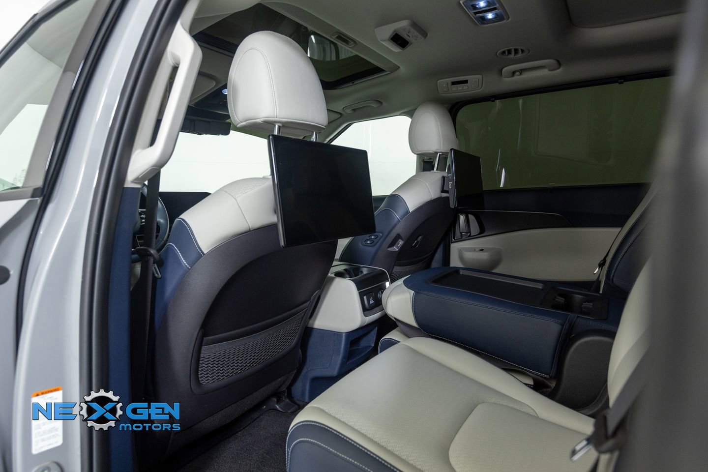 2025 Kia Carnival SX Prestige