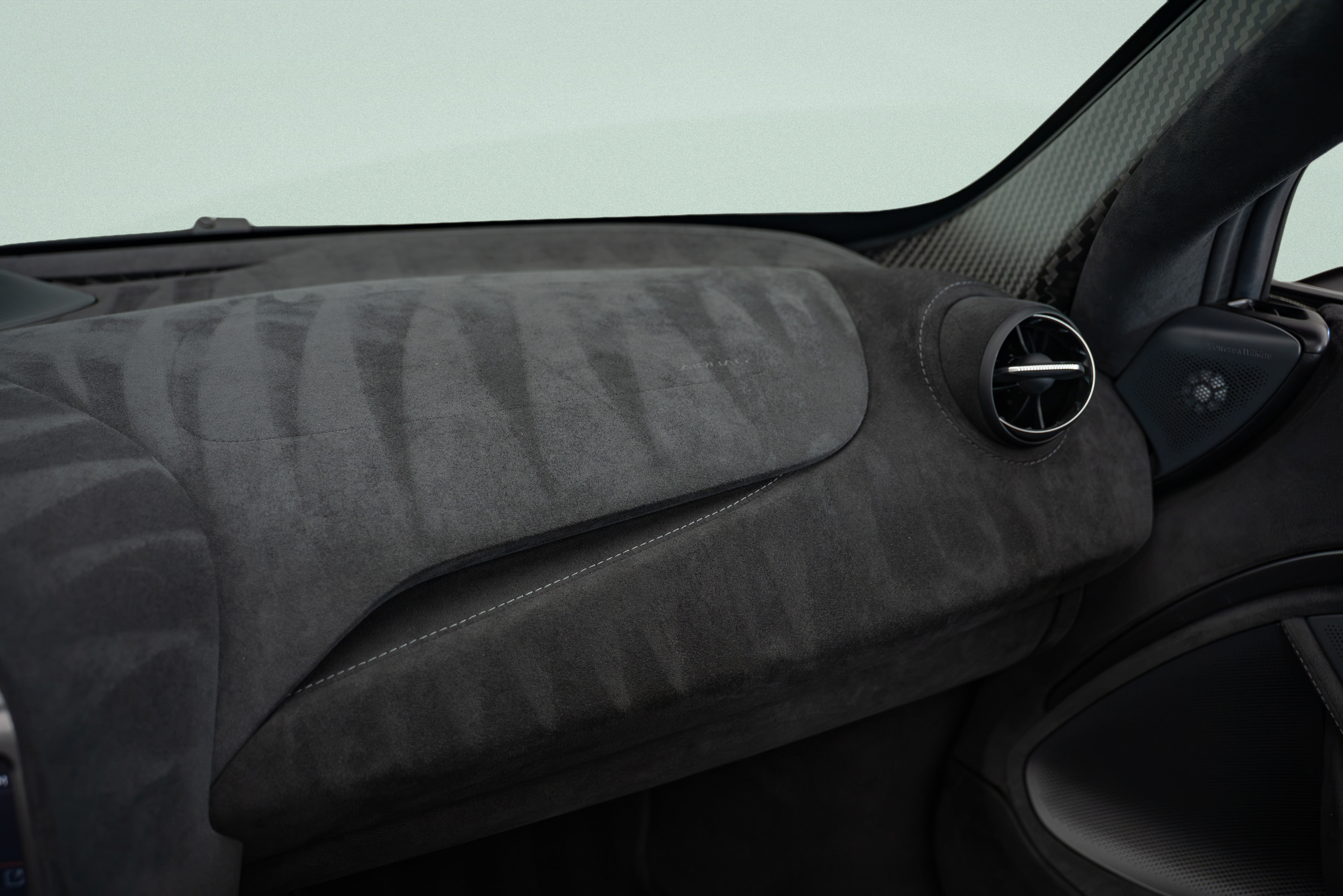 Used 2021 McLaren 720S Performance photo 20