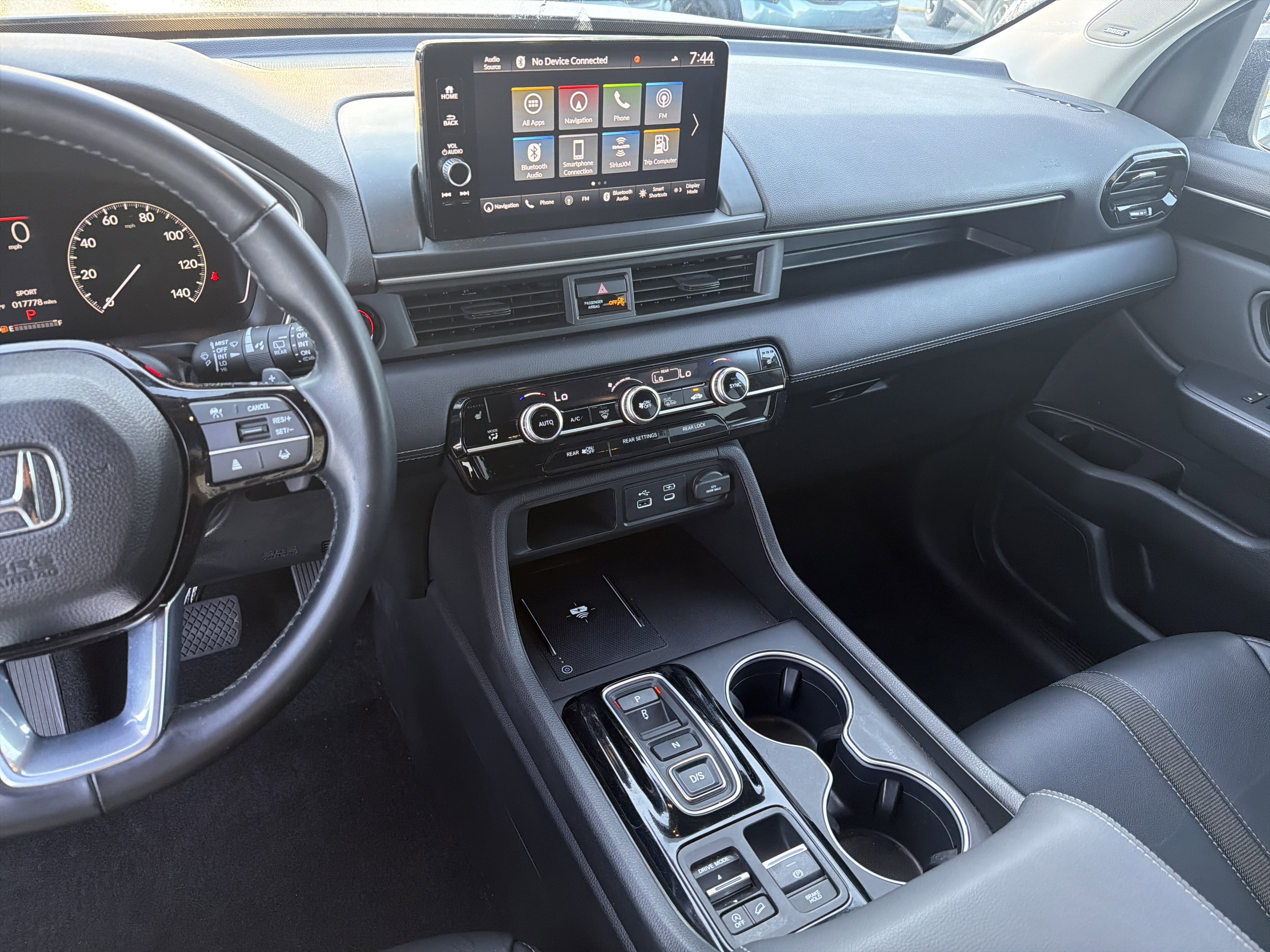 2025 Honda Pilot Touring