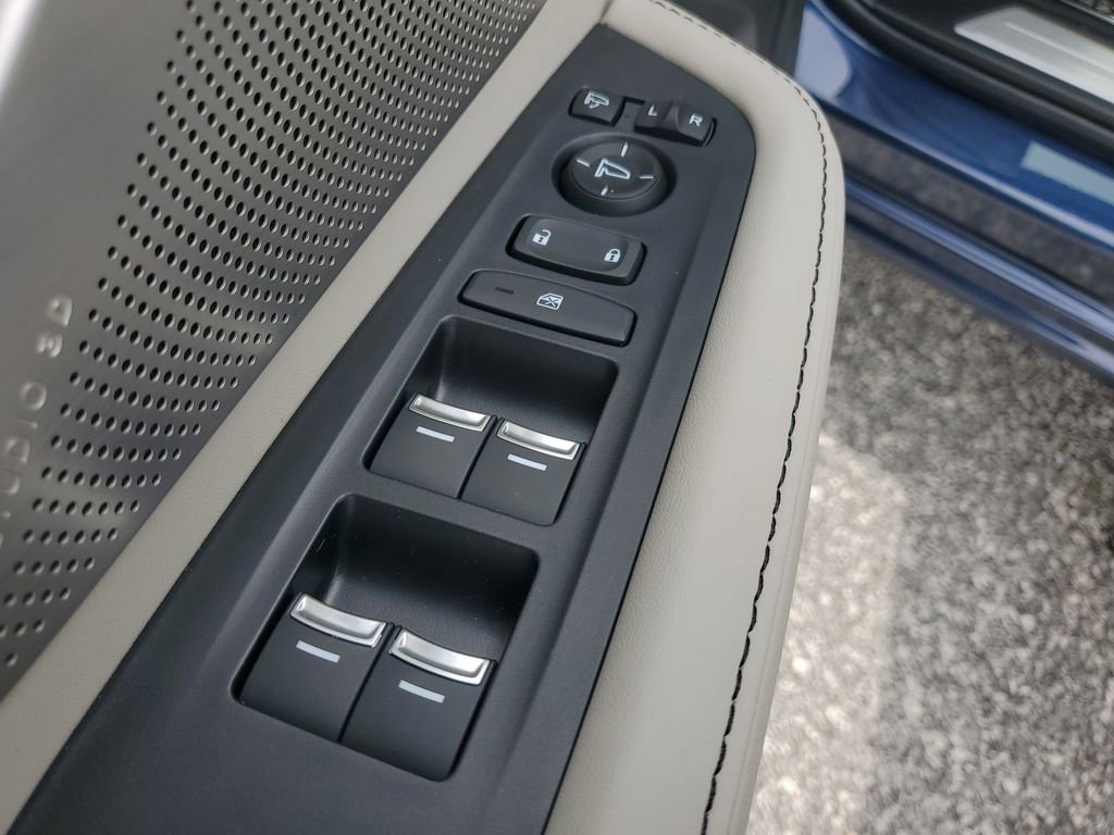 2026 Acura RDX SH-AWD w/ Advance Package