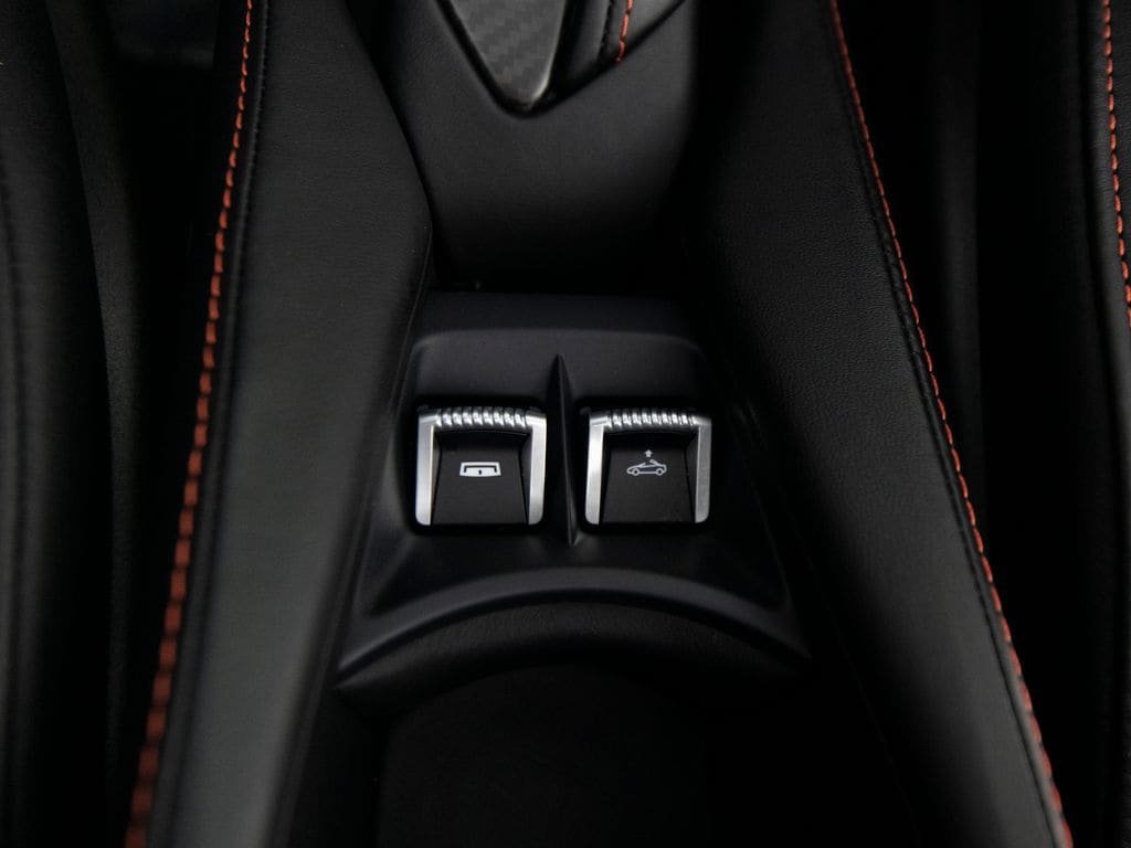 Used 2020 McLaren 720S Spider photo 22