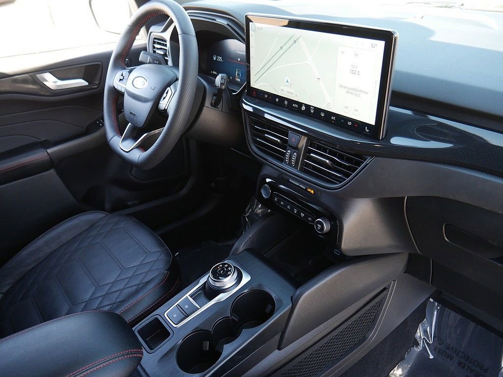 2023 Ford Escape ST-Line Elite