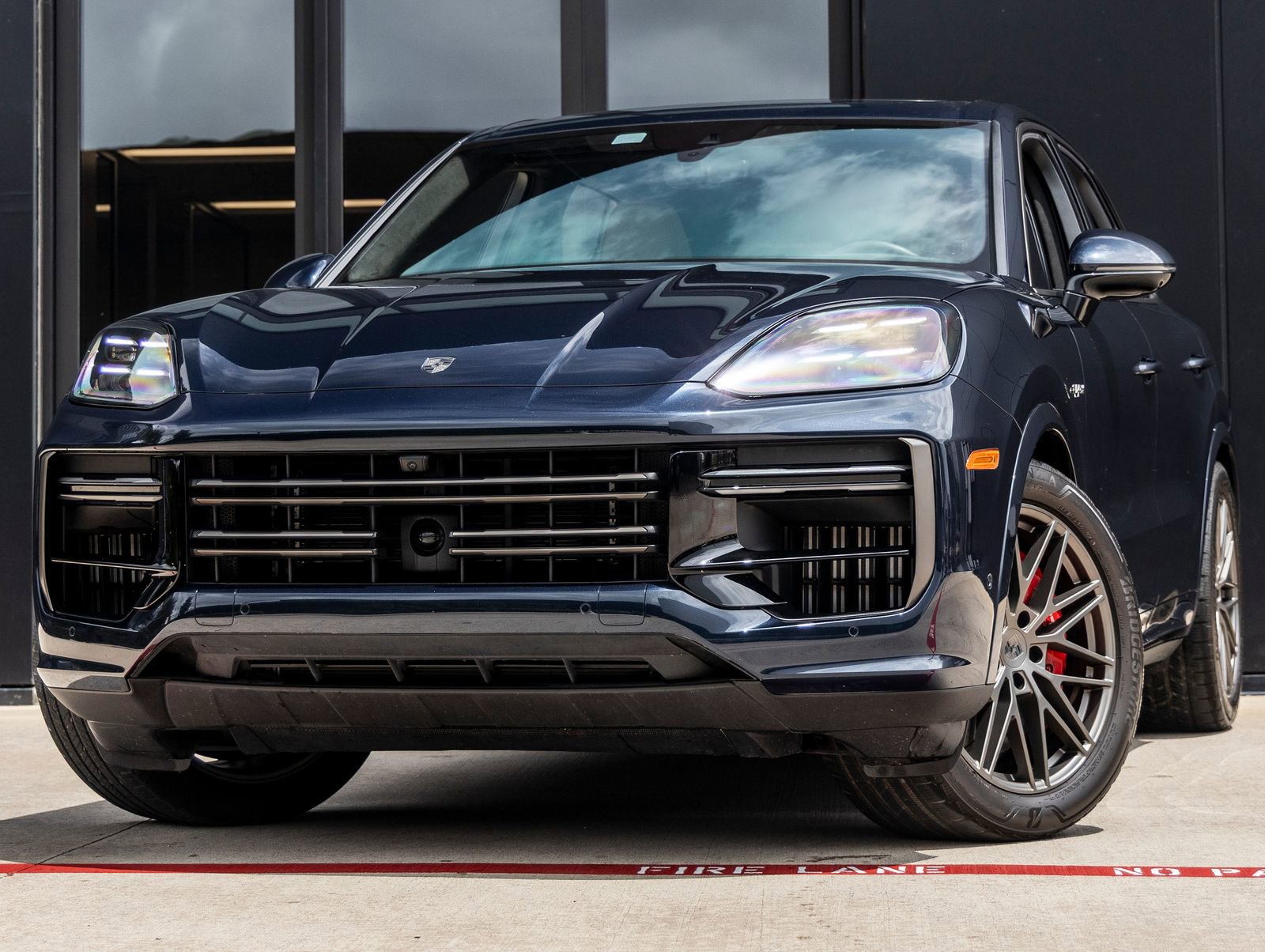 Used 2025 Porsche Cayenne Turbo