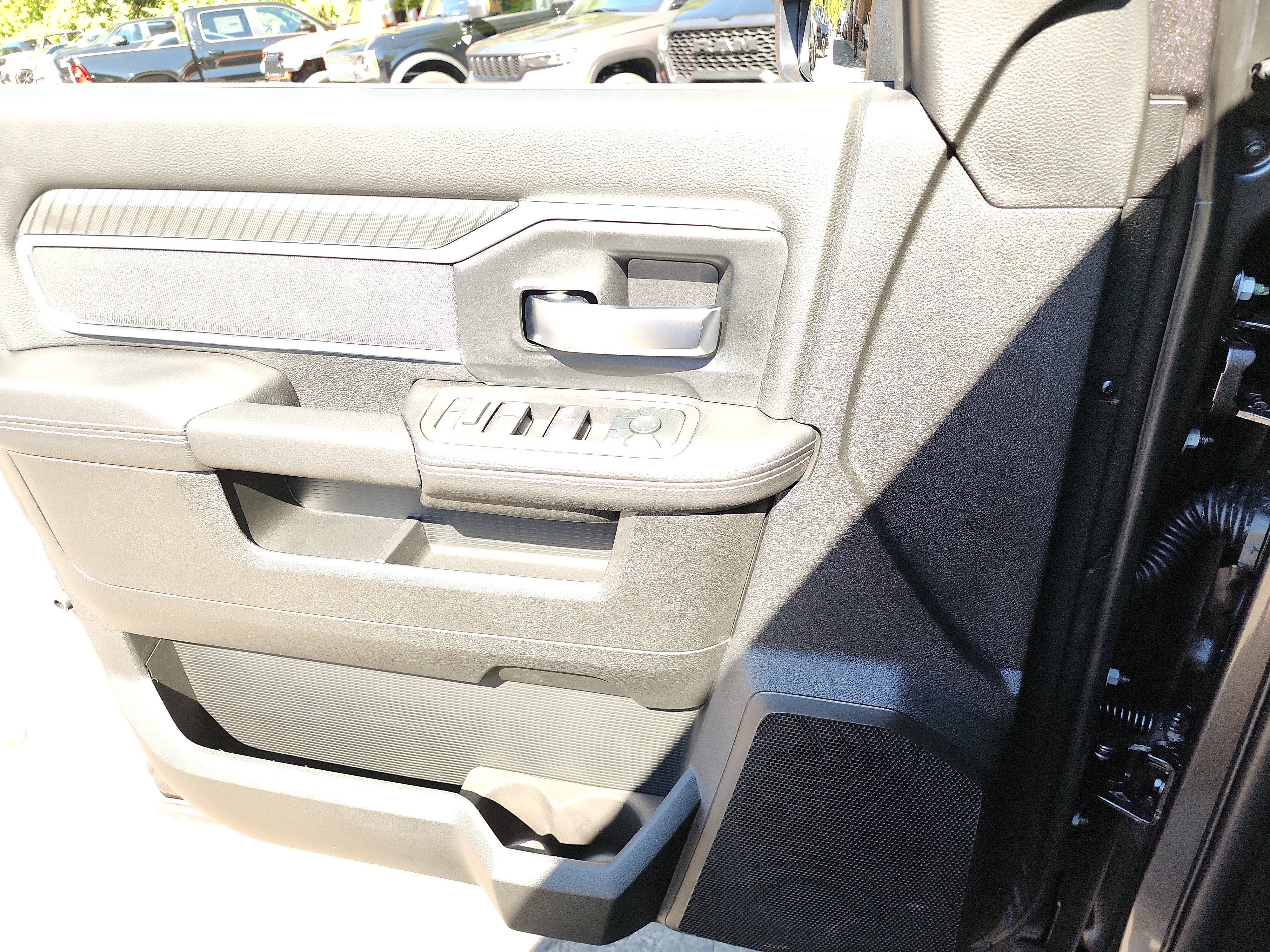 2026 RAM 5500 4x4 Crew Cab