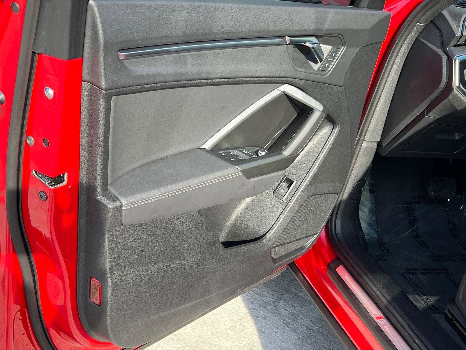 2025 Audi Q3 2.0T Premium