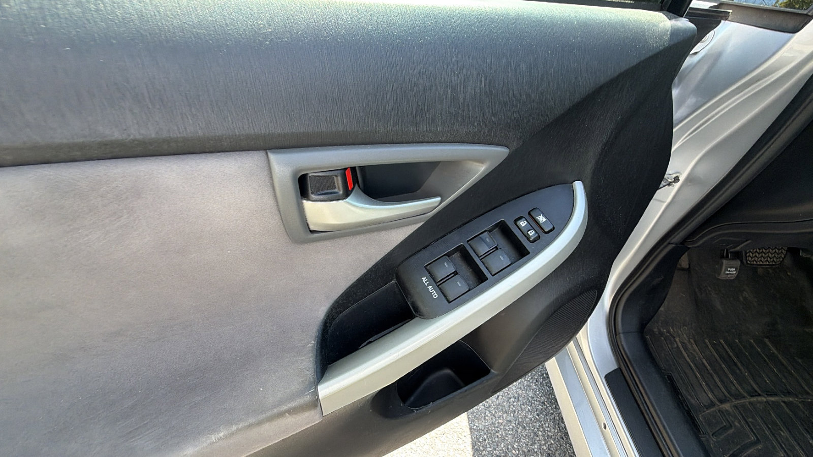 2014 Toyota Prius Two