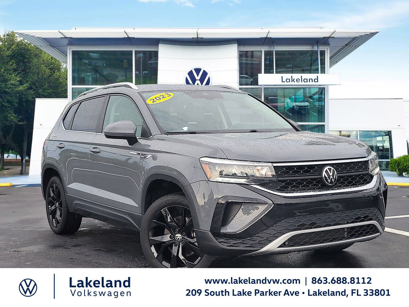 Used 2023 Volkswagen Taos SE w/ Black Wheel Package