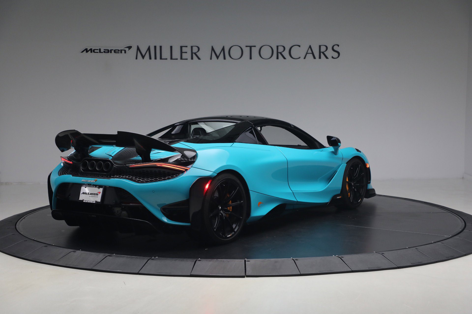Used 2022 McLaren 765LT photo 26