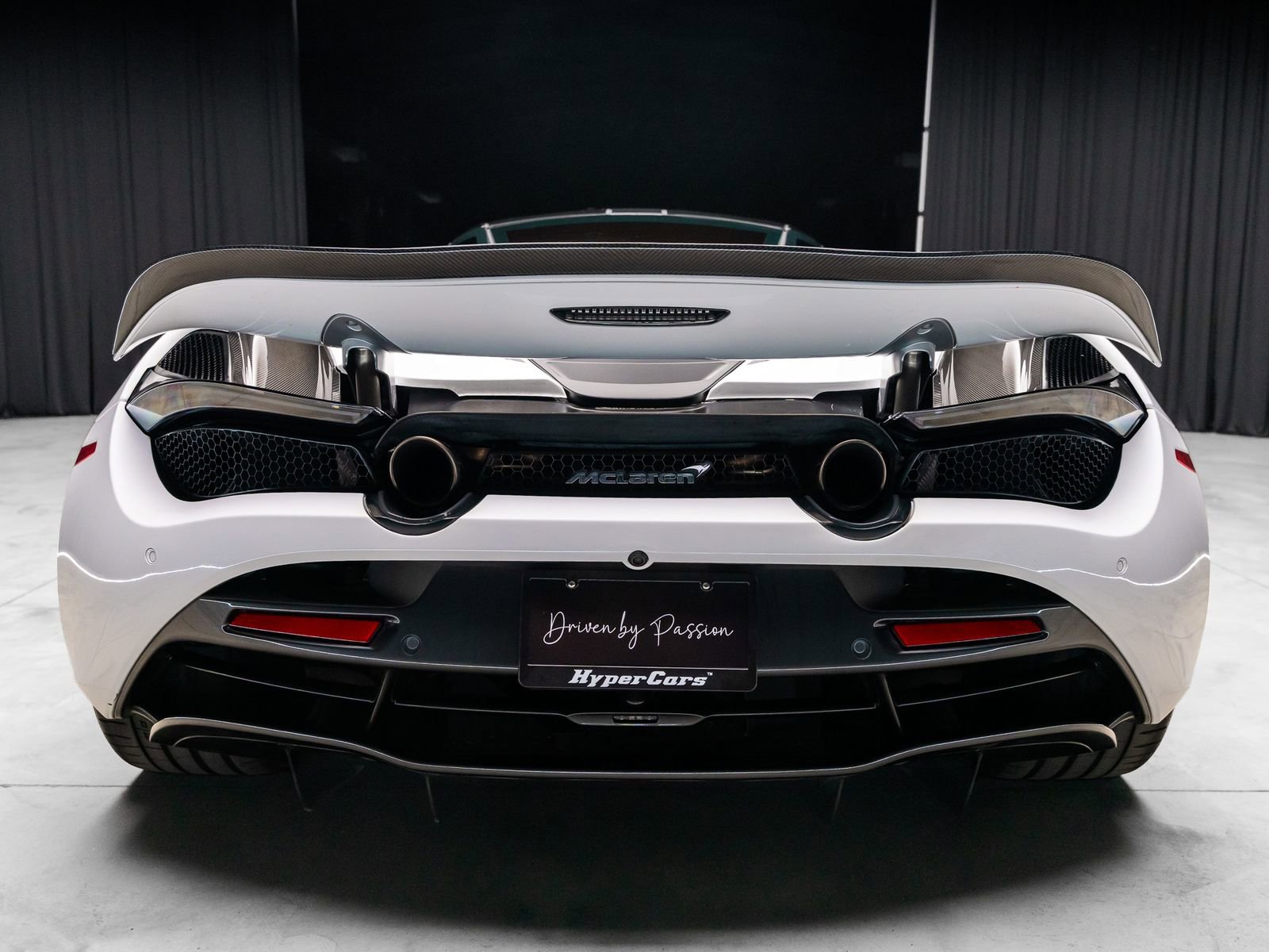 Used 2019 McLaren 720S Performance photo 34