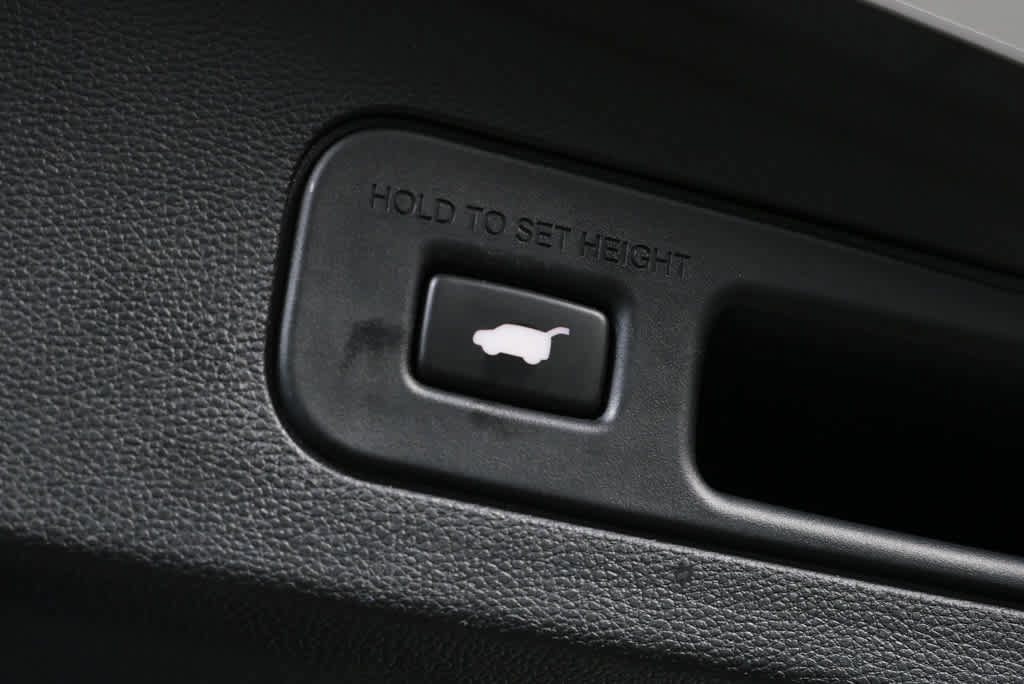 2022 Acura MDX FWD w/ Technology Package