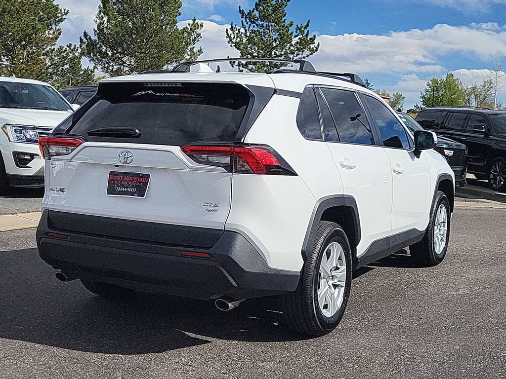 2021 Toyota RAV4 XLE