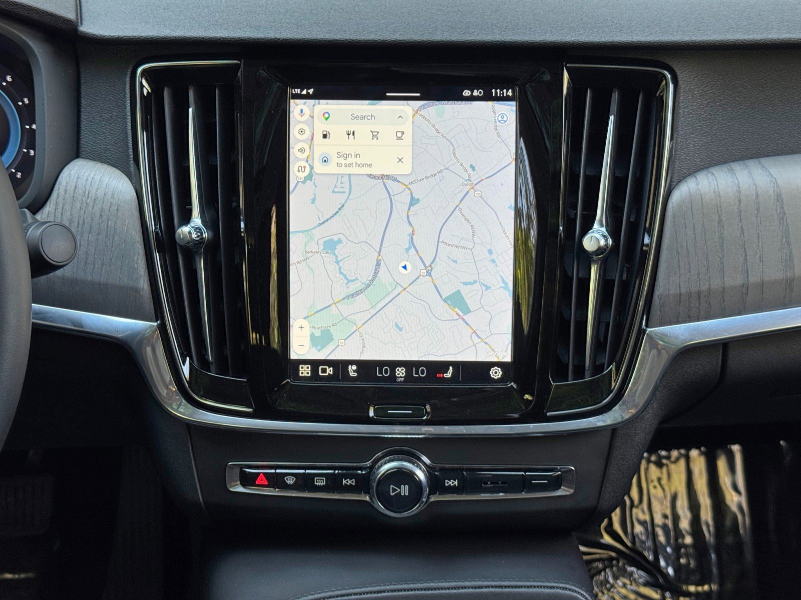 2023 Volvo S90 B6 Plus