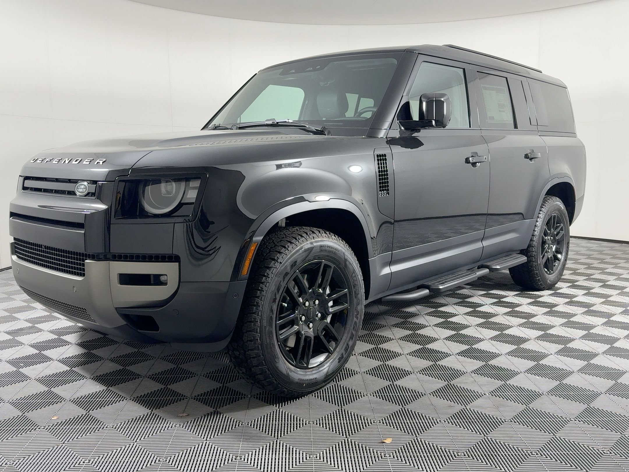 2026 Land Rover Defender 130 S