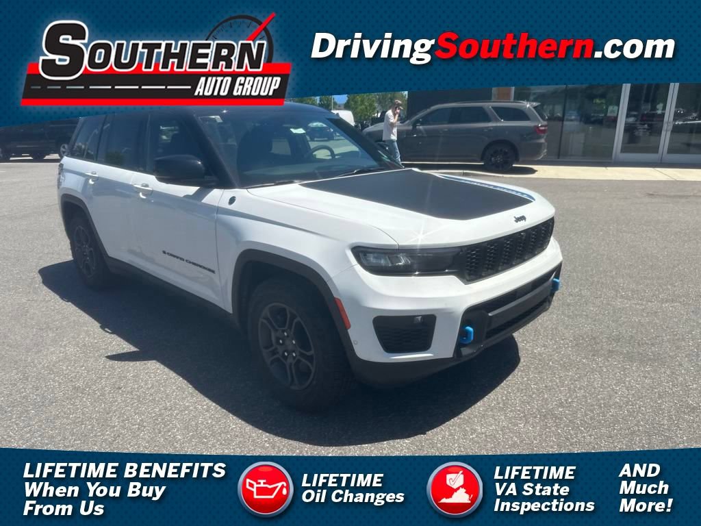 New 2024 Jeep Grand Cherokee Trailhawk w/ Advanced Protech Group II