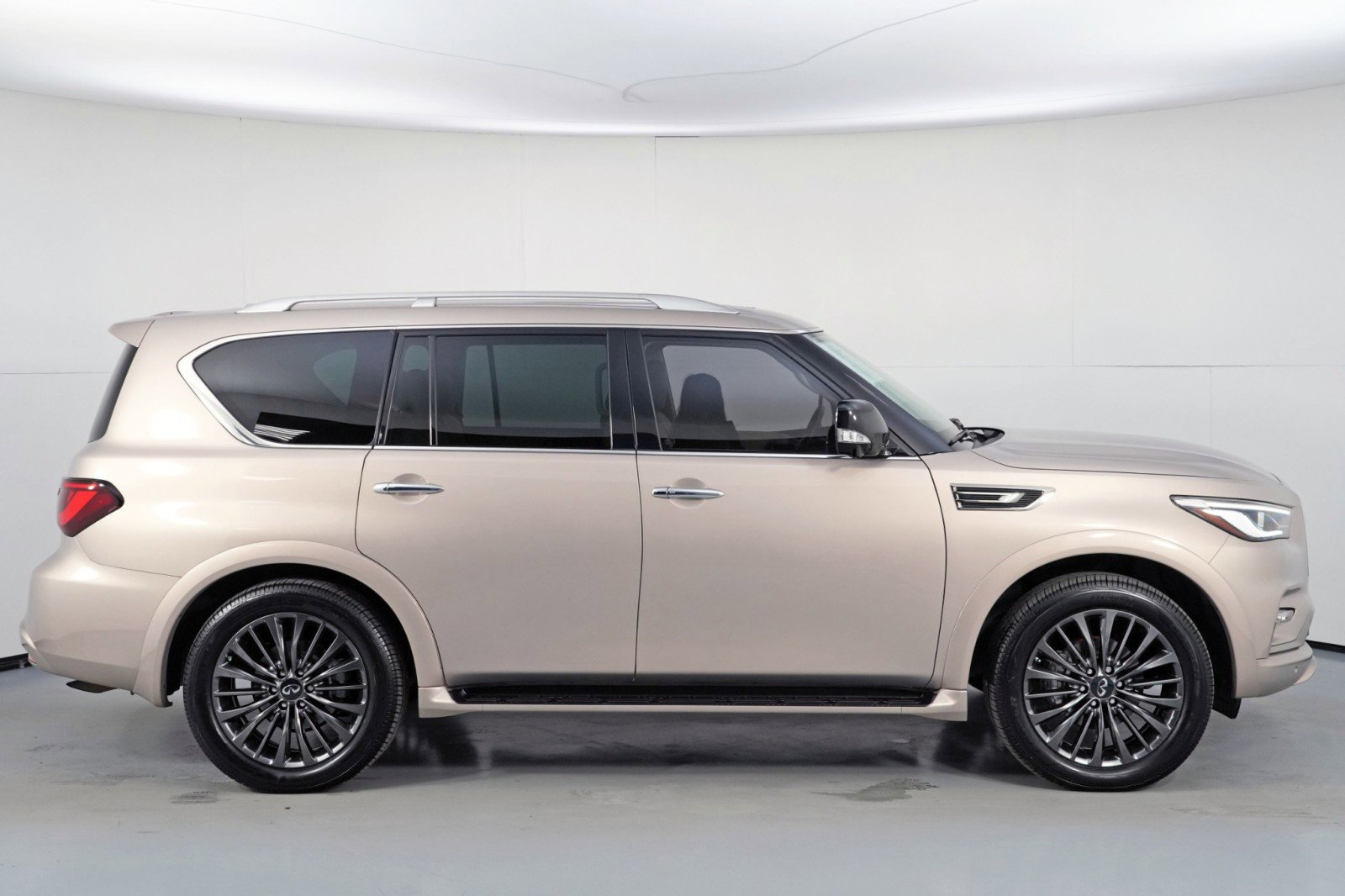 2022 INFINITI Qx80 Premium Select