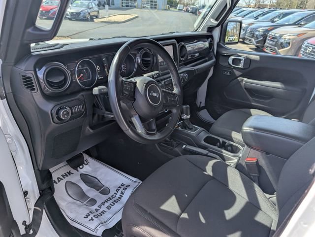 2022 Jeep Gladiator Sport