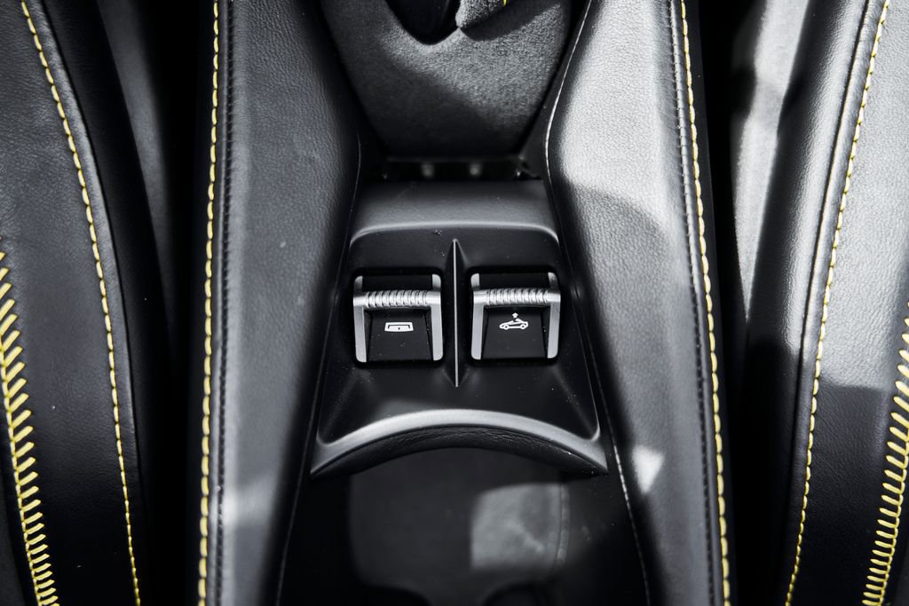 Used 2021 McLaren 720S Luxury photo 58