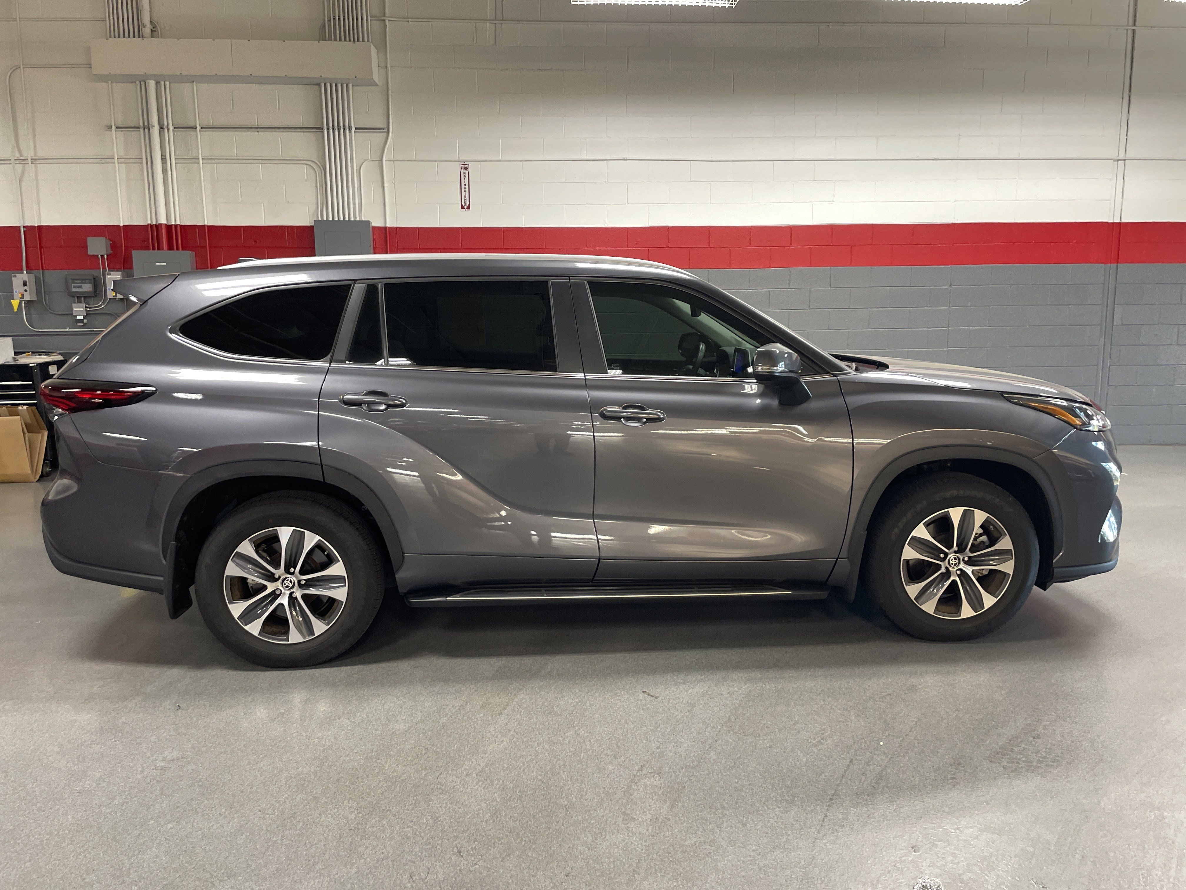 2024 Toyota Highlander XLE