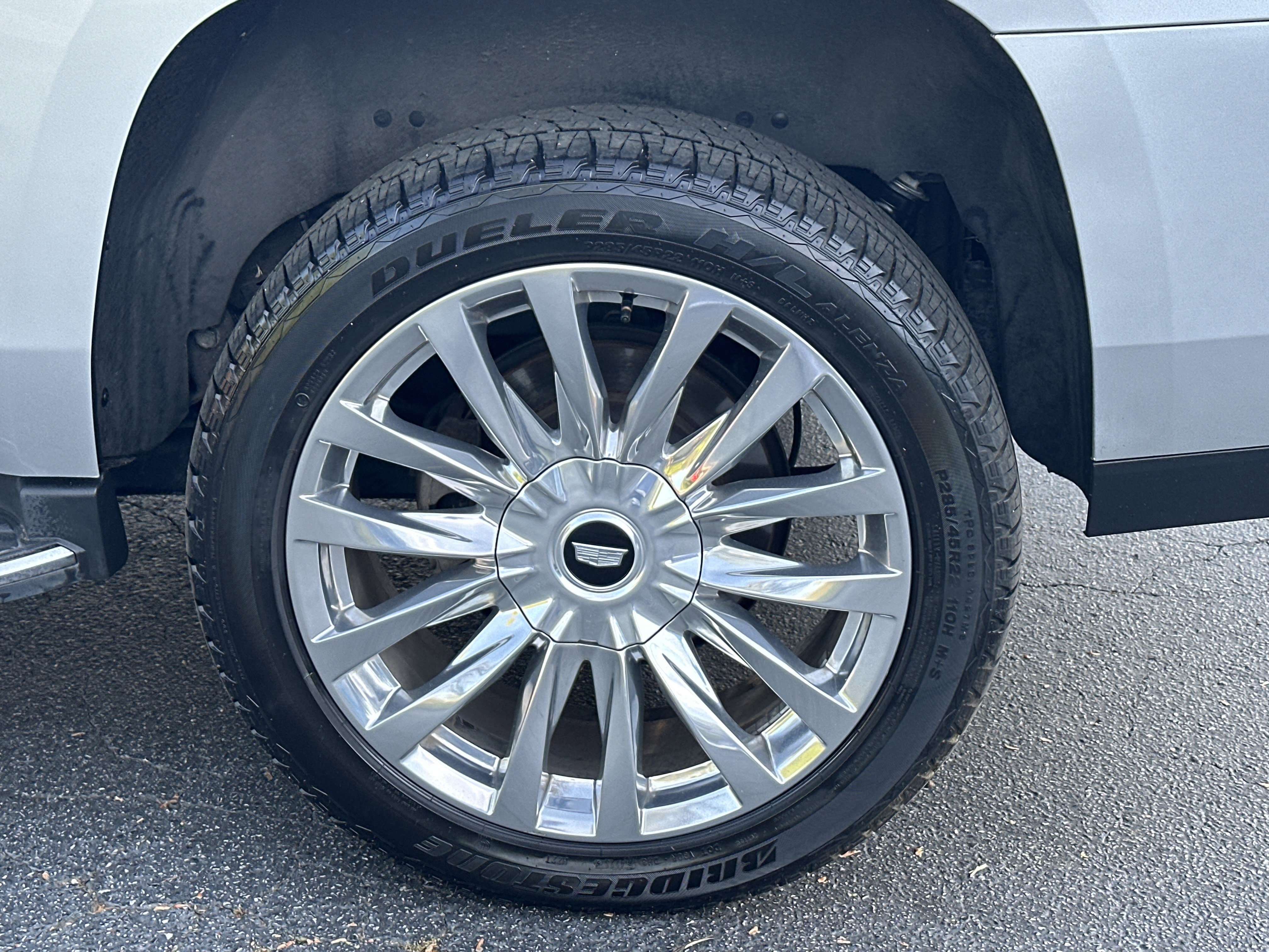 2017 Cadillac Escalade Luxury