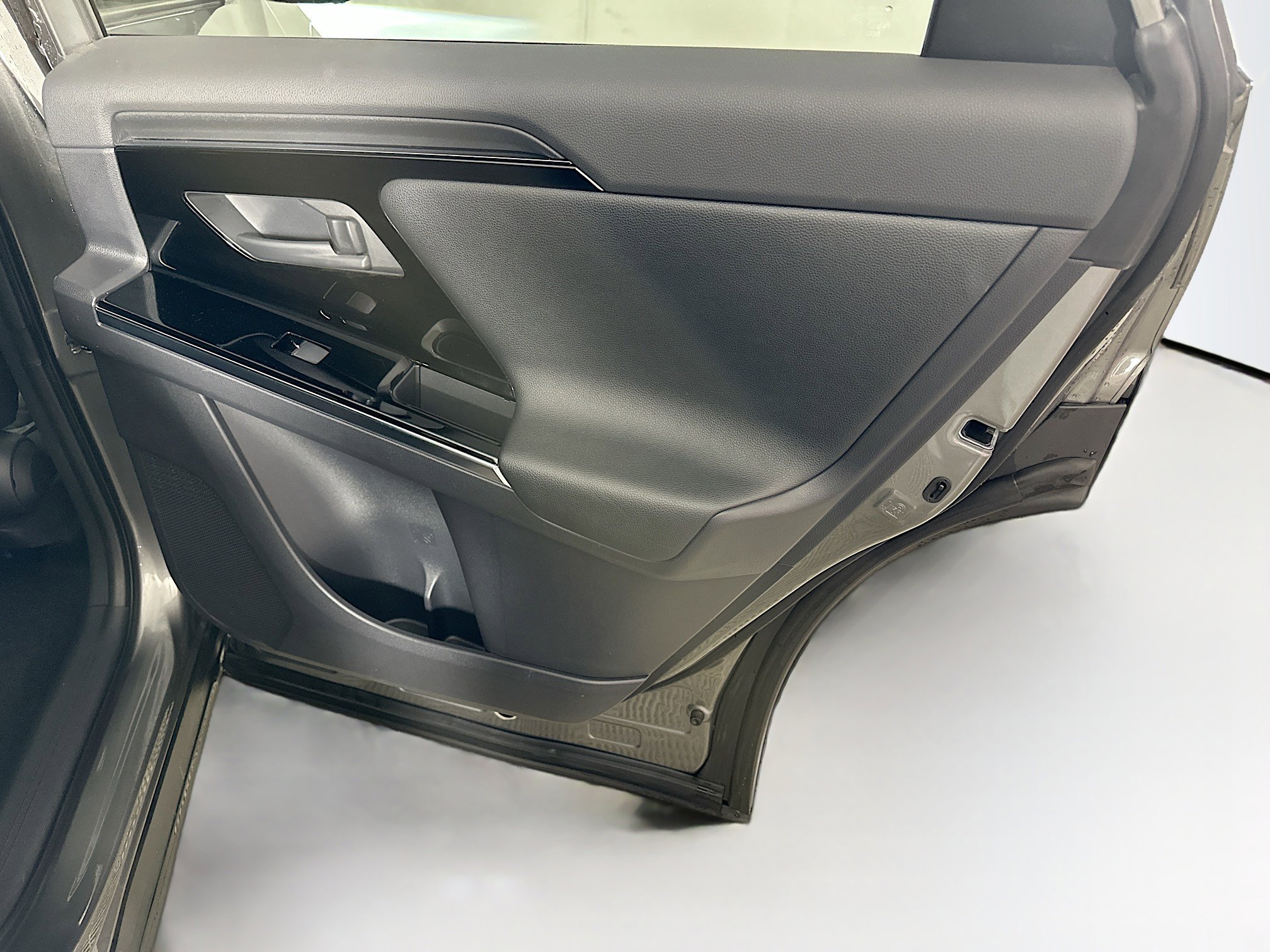 2023 Toyota bZ4X Limited