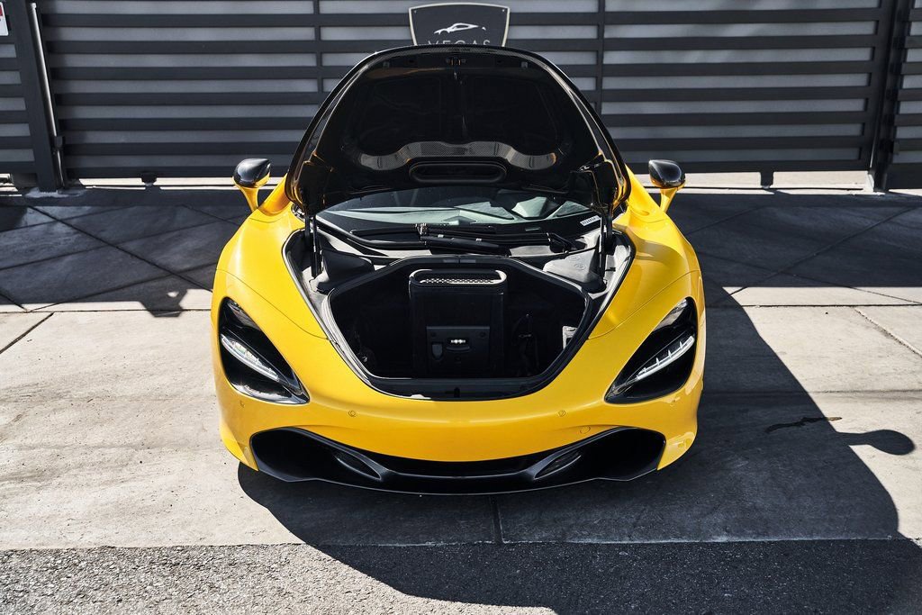Used 2019 McLaren 720S photo 19