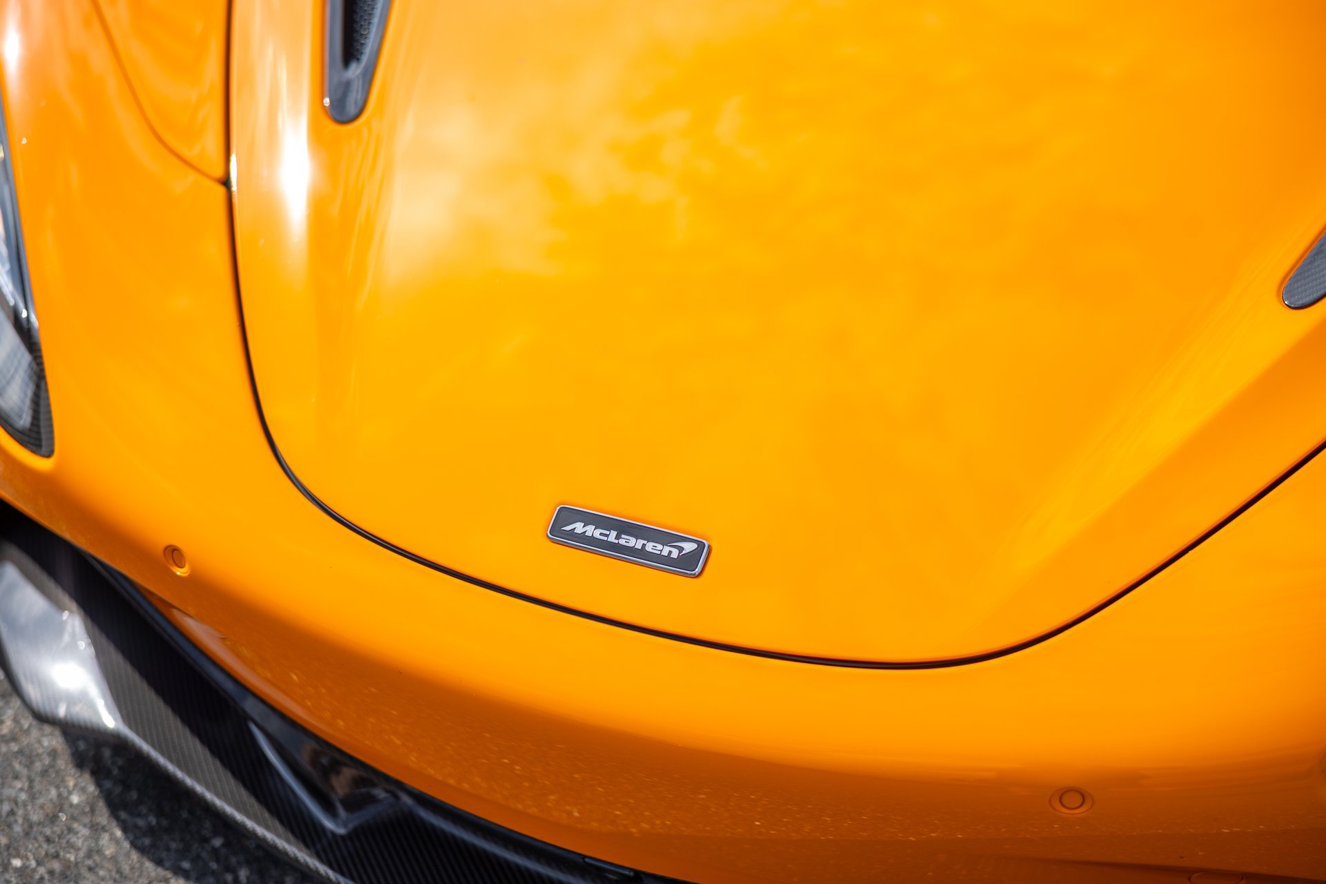 Used 2019 McLaren 720S photo 19