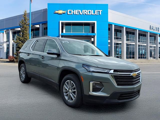 Used 2023 Chevrolet Traverse LT
