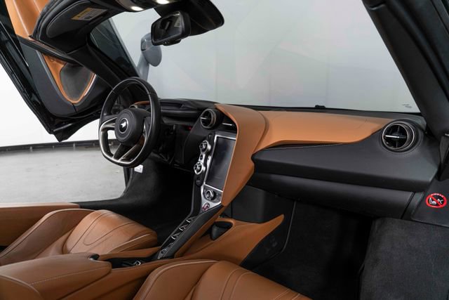 Used 2020 McLaren 720S Luxury photo 29