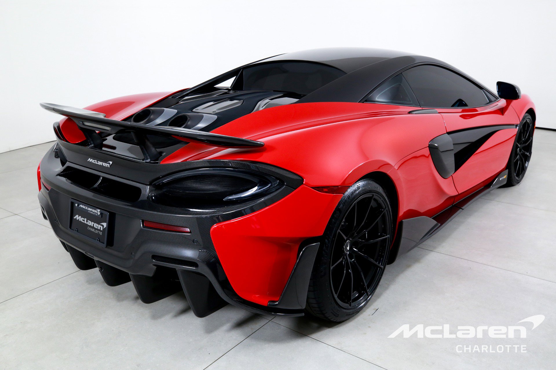 Used 2019 McLaren 600LT photo 9