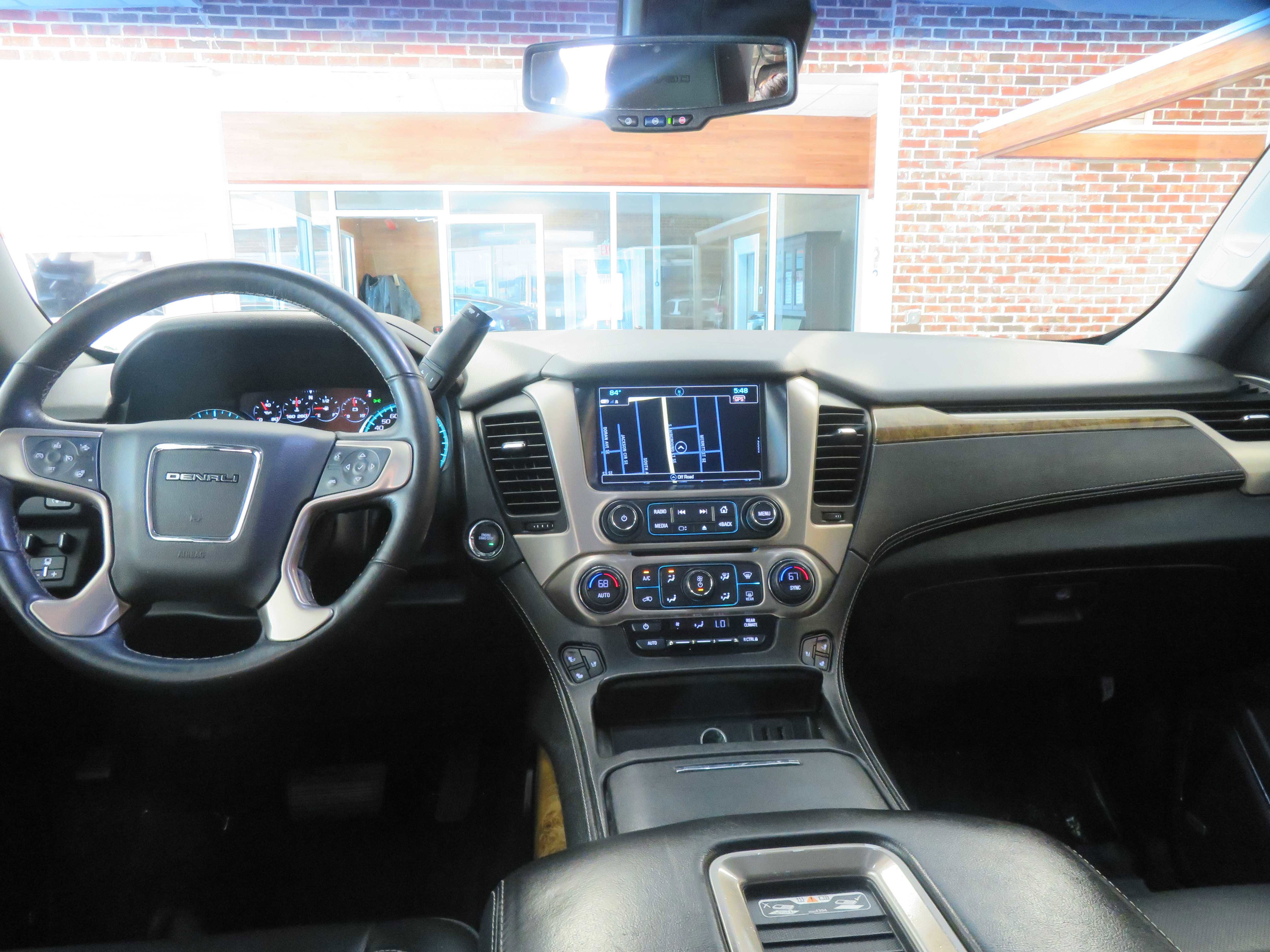 2017 GMC Yukon XL Denali