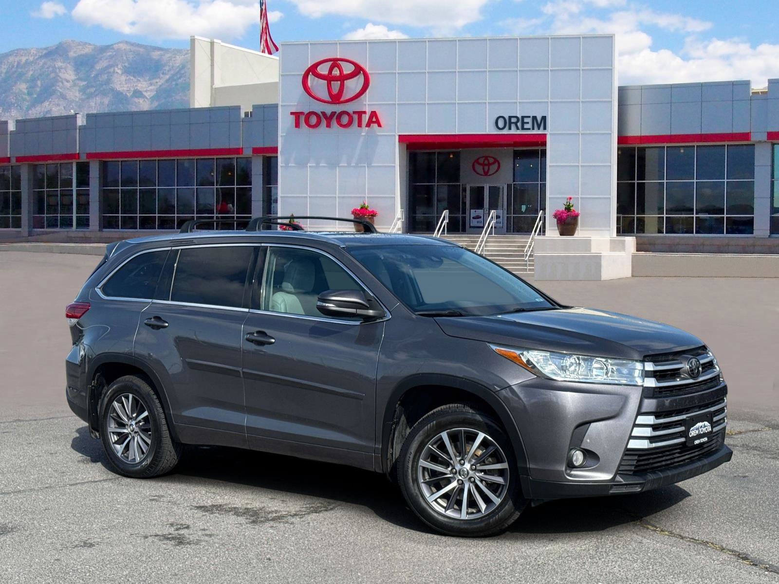 Used 2018 Toyota Highlander XLE