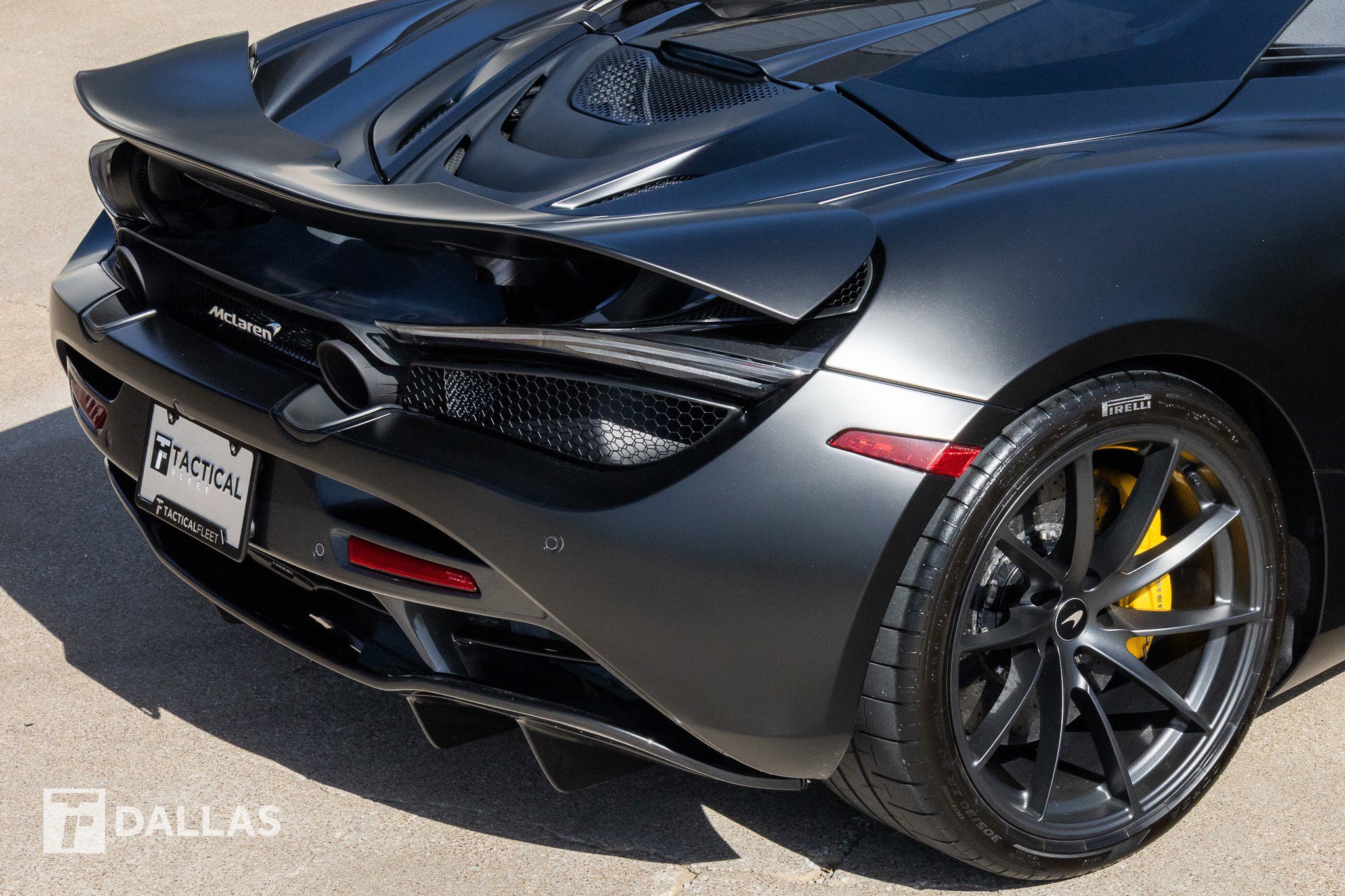 Used 2022 McLaren 720S Luxury photo 18