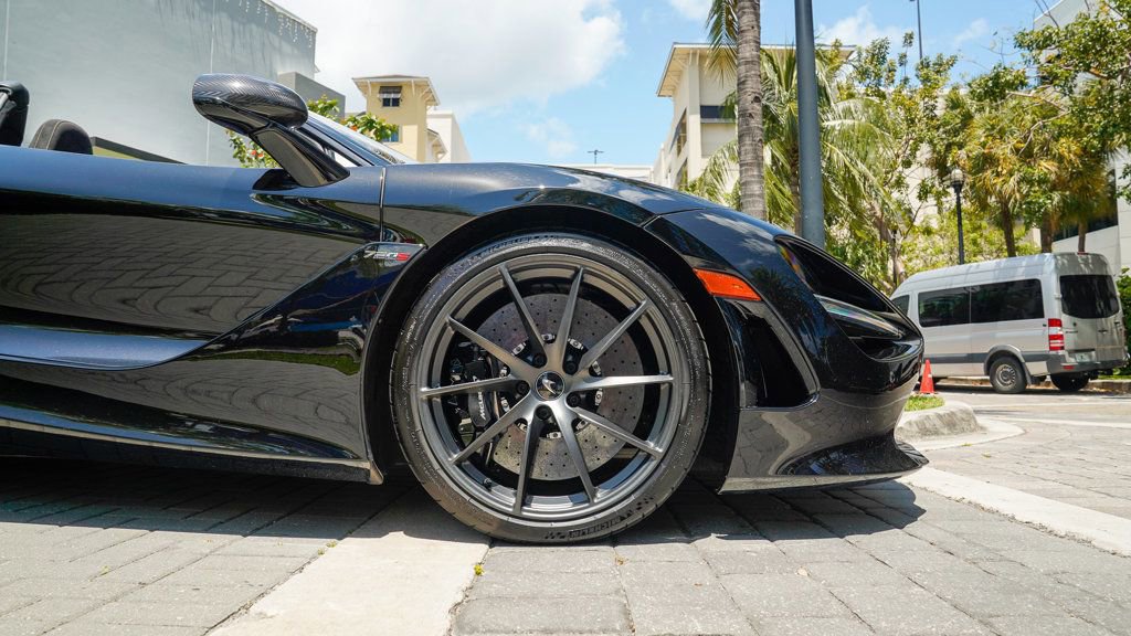 Used 2021 McLaren 720S Spider photo 26