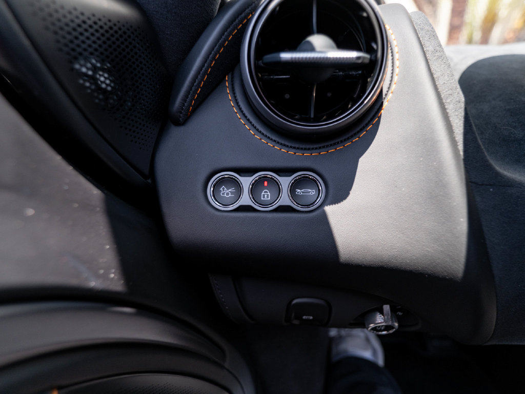 New 2027 McLaren 750S Spider photo 12