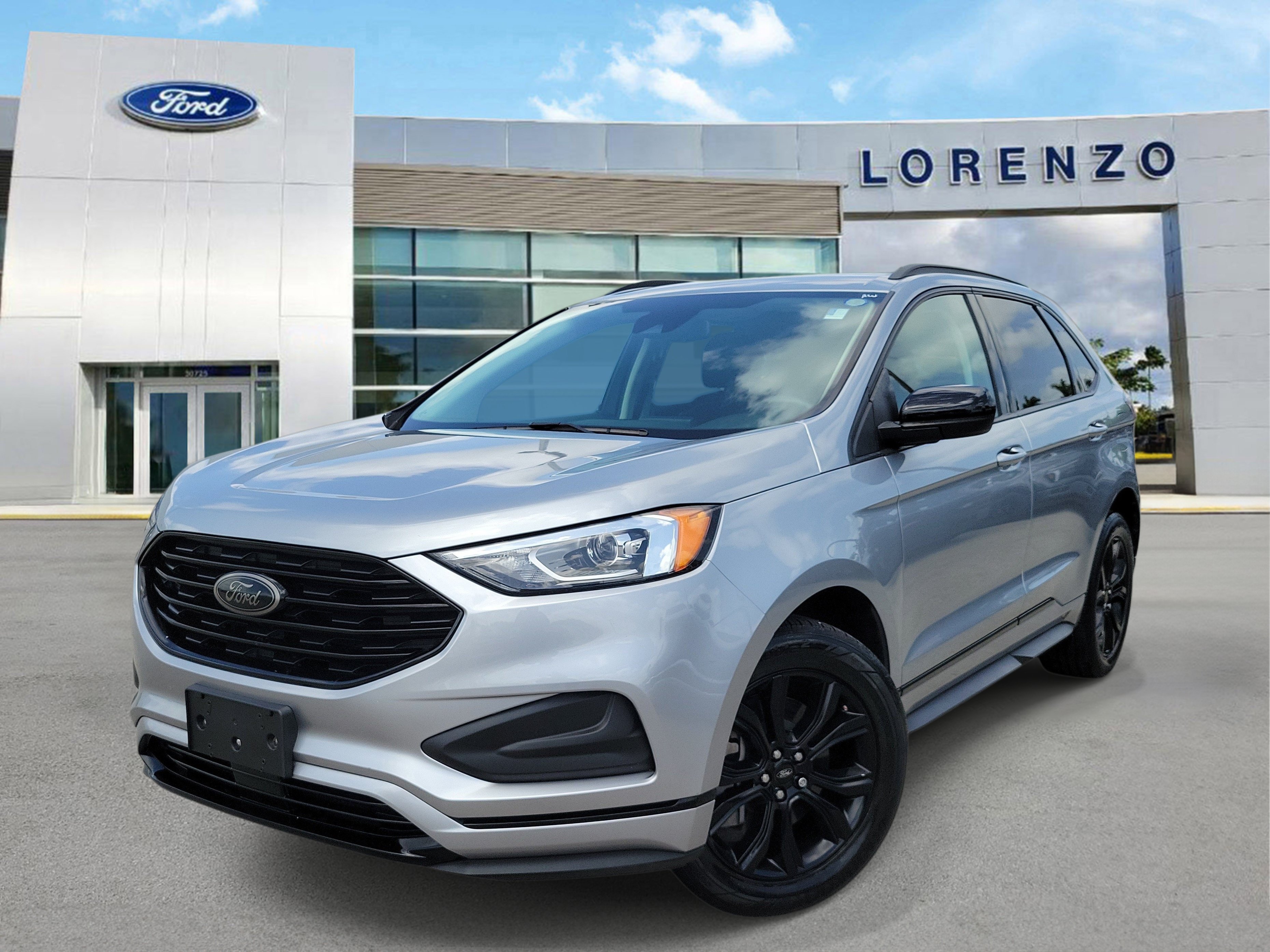 Used 2022 Ford Edge SE w/ Black Appearance Package