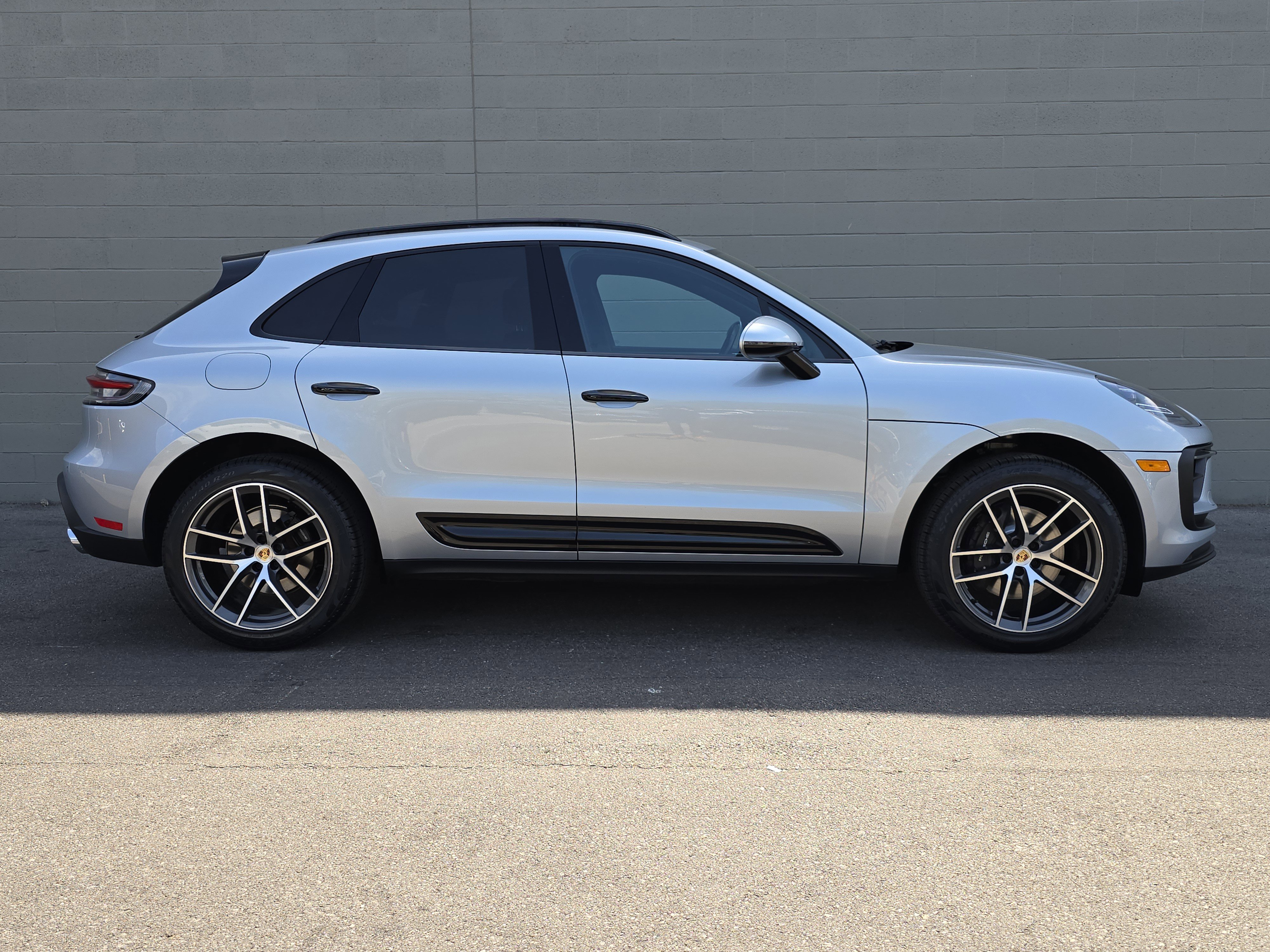 2023 Porsche Macan