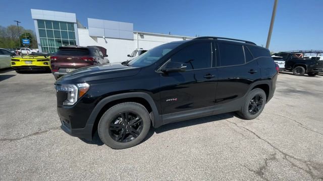 2023 GMC Terrain AT4