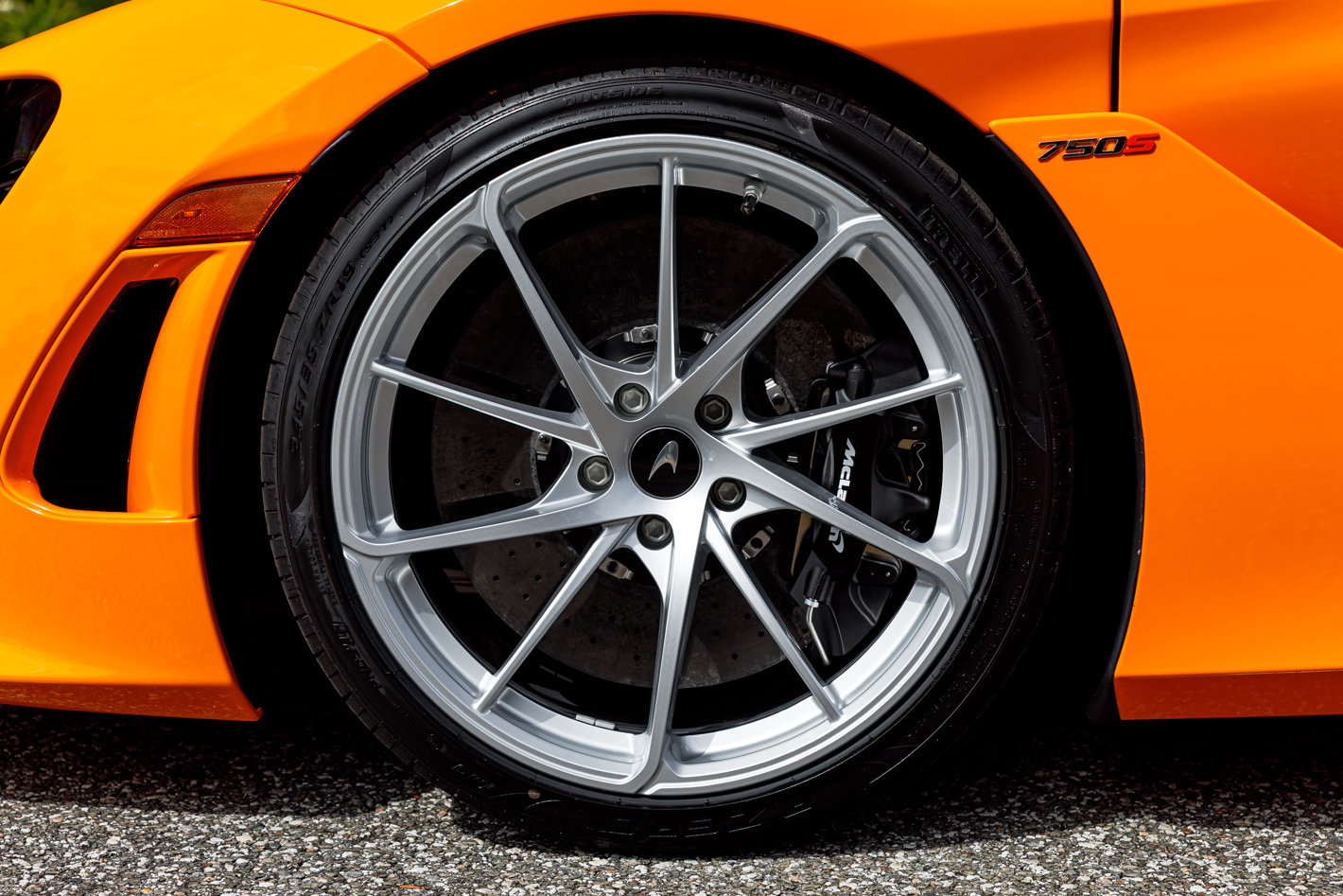 New 2027 McLaren 750S Spider photo 35