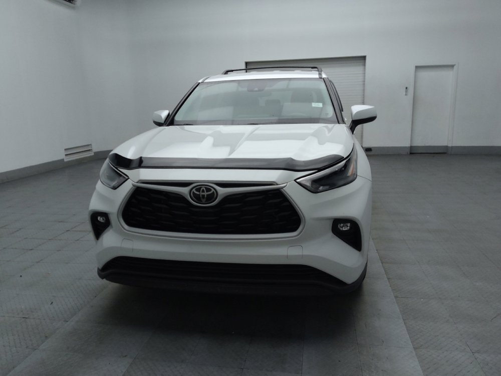 2022 Toyota Highlander LE